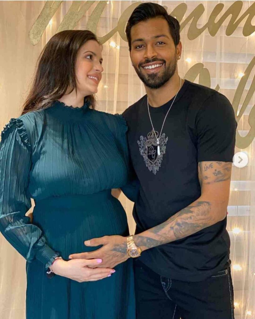 natasa stankovic pregnant with her husband hardik pandya