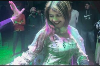 Vanshika Hapur dance on Gullak fod ke DJ Song